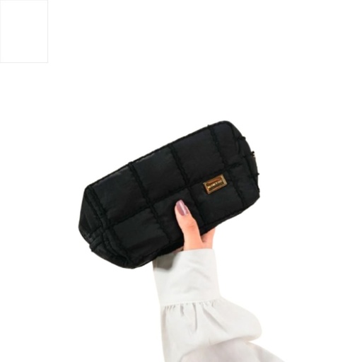 MN0160 COSMETIQUERA NYLON NEGRA