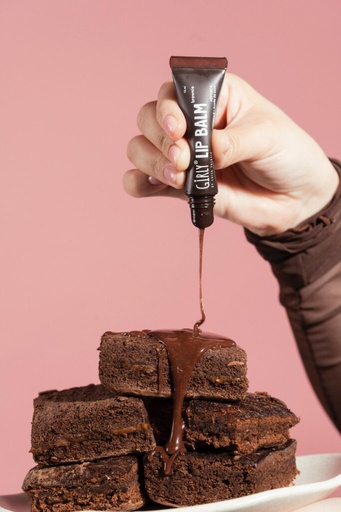Lip Balm con peptidos girly con color BROWNIE